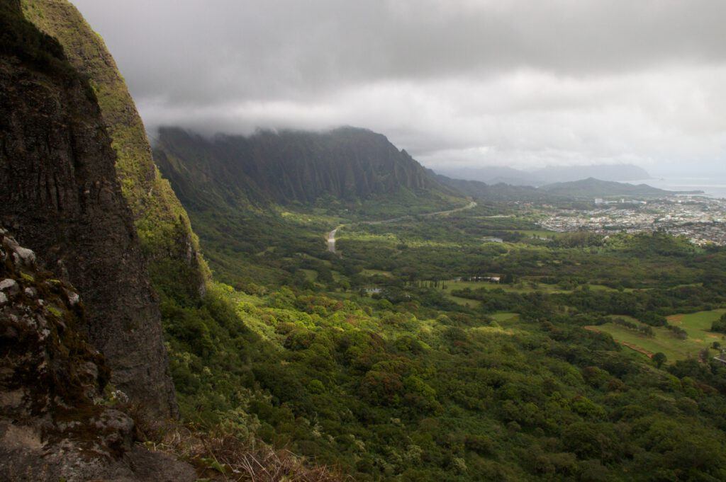 Image of the windward side of Oahu. PHV offers the best Oahu North Shore tours available.